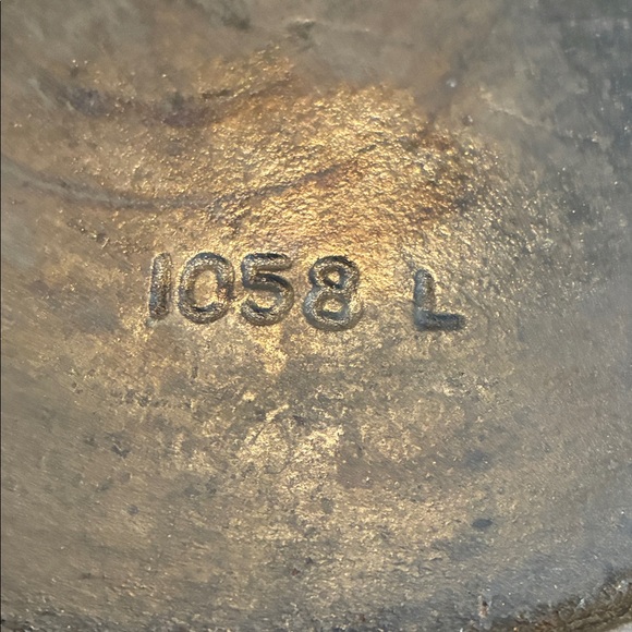 Vintage Wagner Ware Cast Iron Skillet - Picture 3 of 7